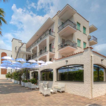 Residence Riviera Mare 皮特拉利古 外观 照片