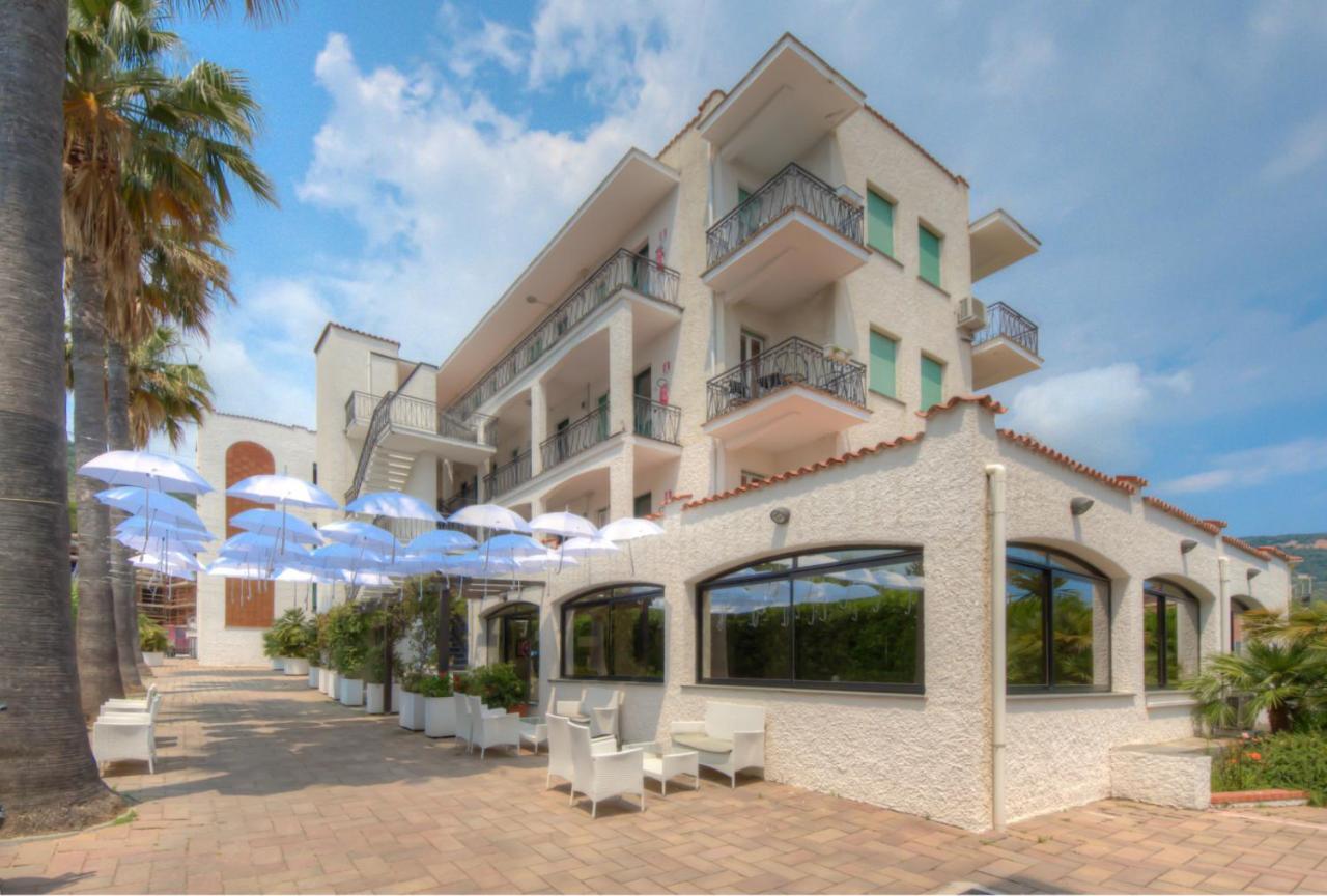 Residence Riviera Mare 皮特拉利古 外观 照片